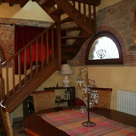 Podere Gianpaolo فيلة بيسيا